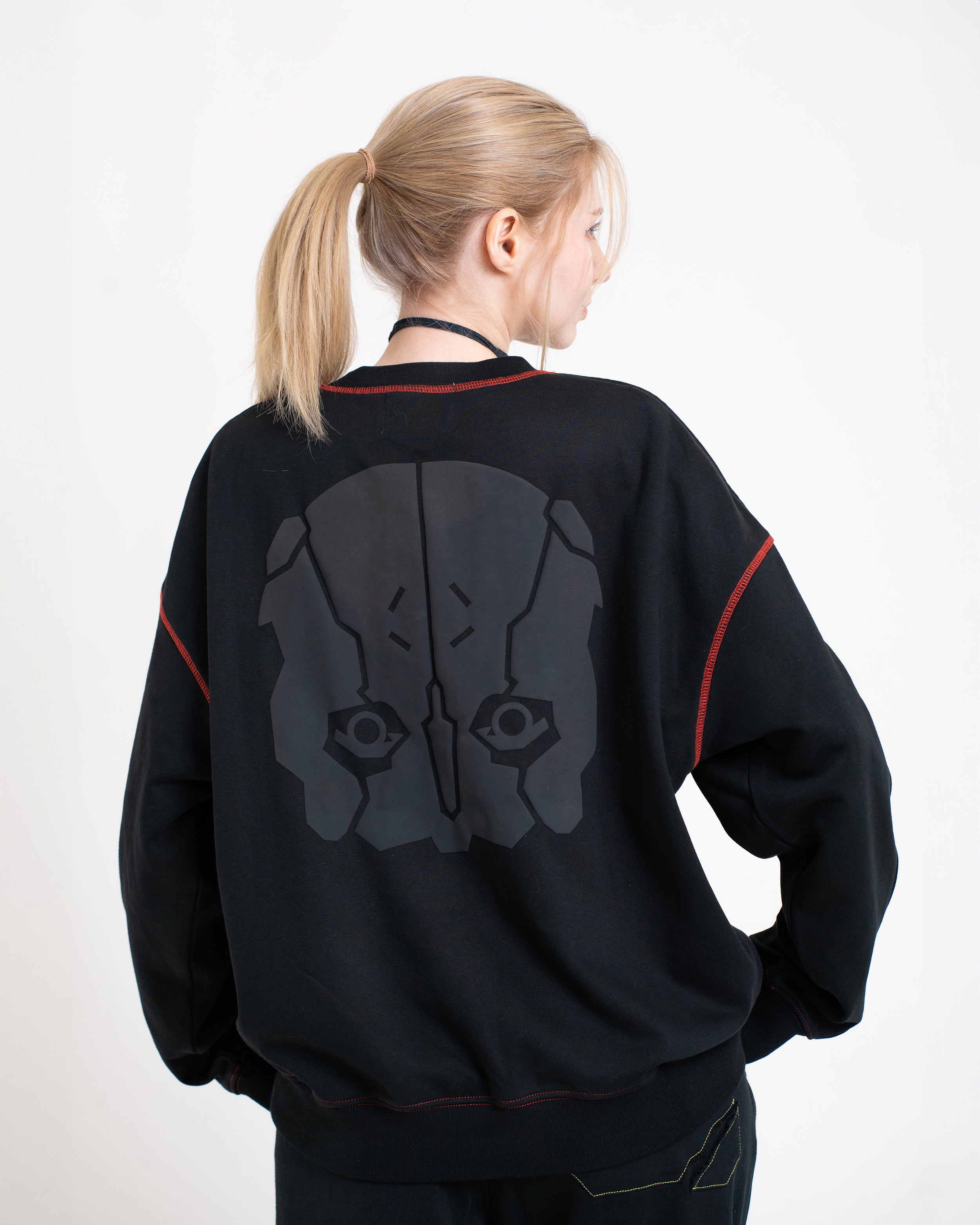 VR × CYBERPUNK CREWNECK / GREY – VAULTROOM