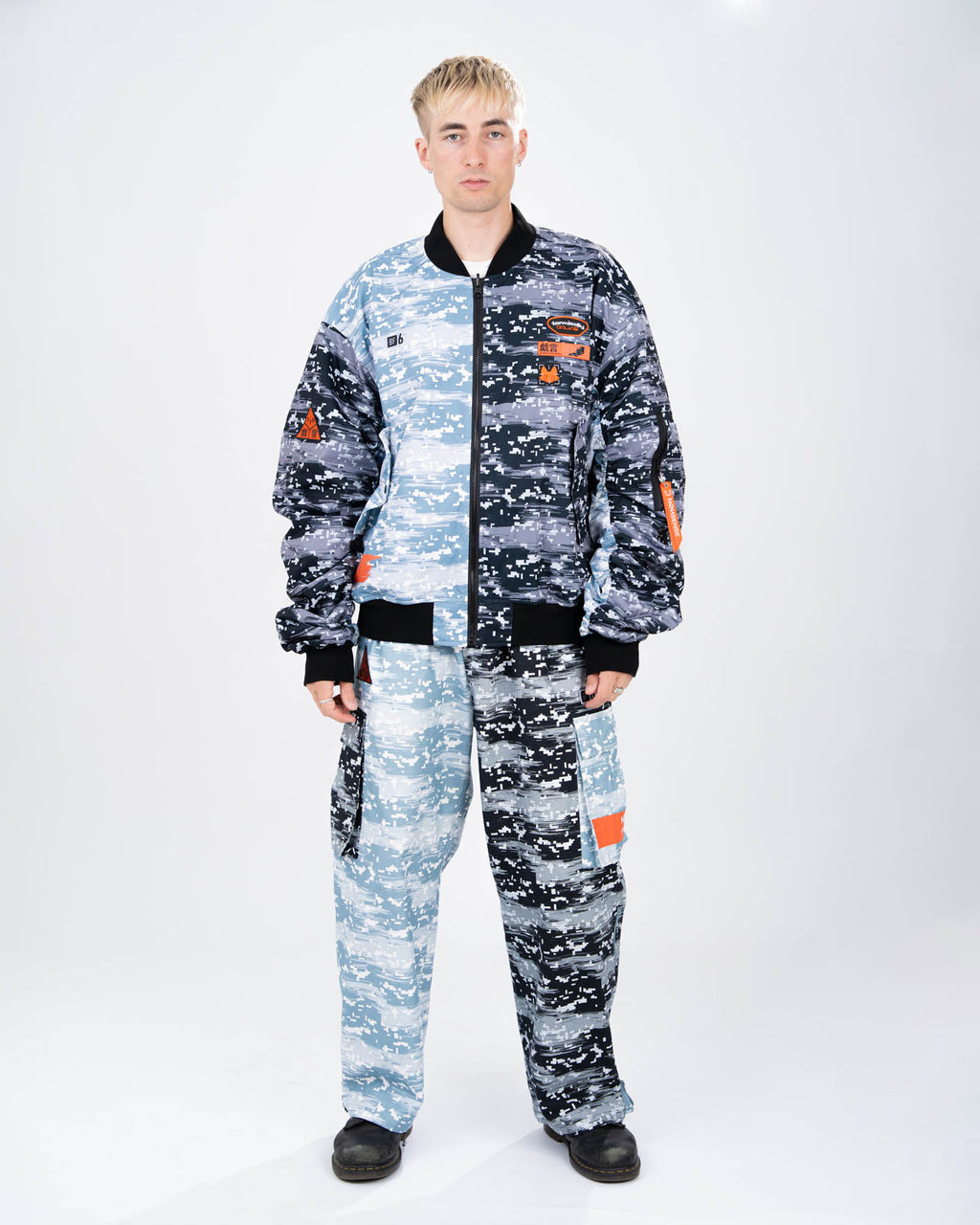 REVERSIBLE CAMO BOMBER