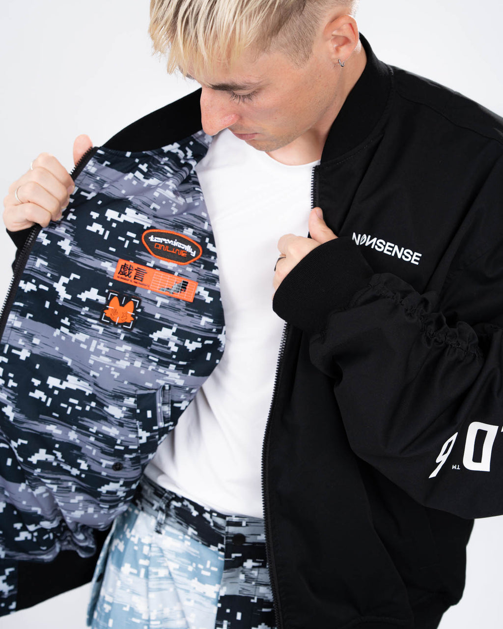 REVERSIBLE CAMO BOMBER