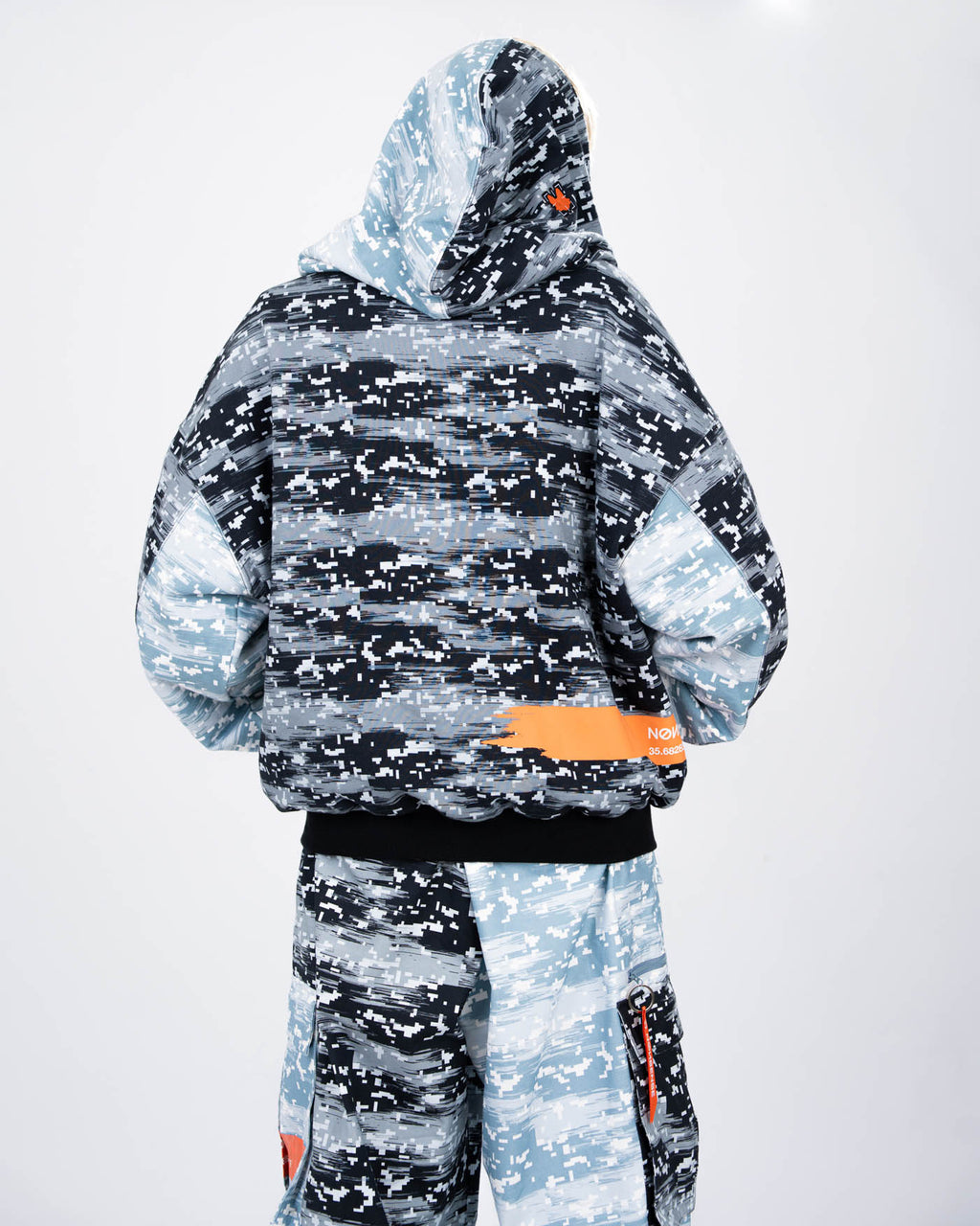REVERSIBLE CAMO HOODIE