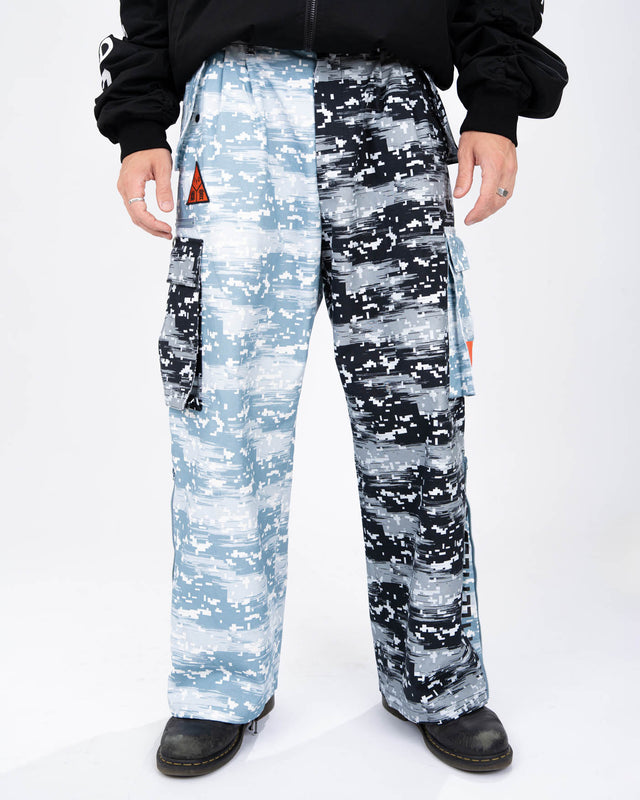 CAMO CARGO PANTS