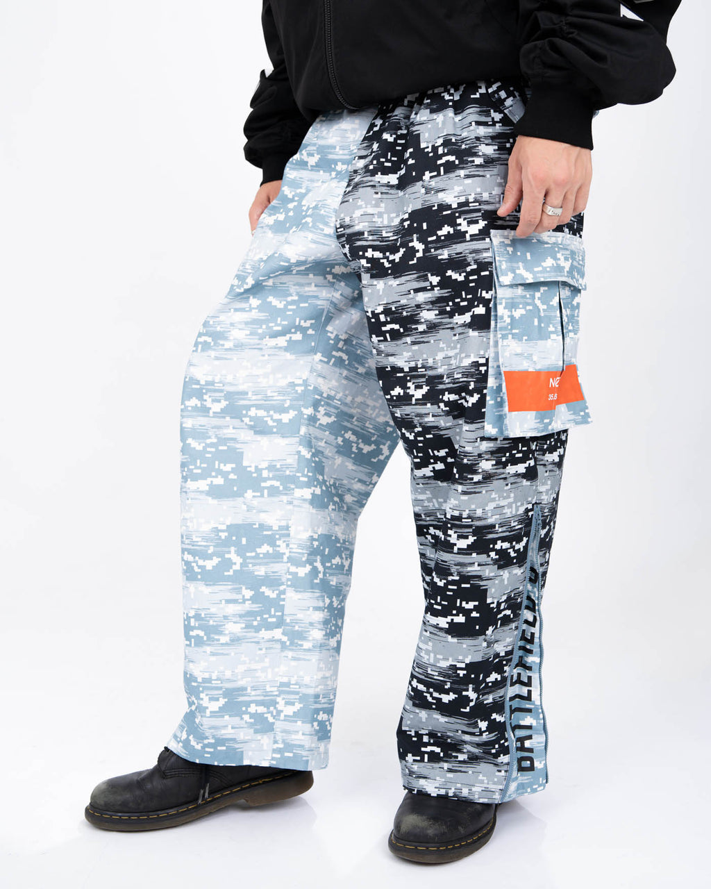 CAMO CARGO PANTS